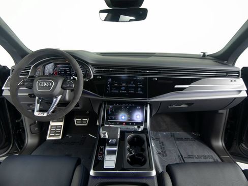 Used 2026 Audi RS Q8 performance AWD/4WD image 36