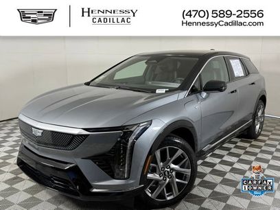 Used 2025 Cadillac Optiq Luxury 1