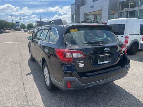 Used 2019 Subaru Outback 2.5i AWD/4WD image 6