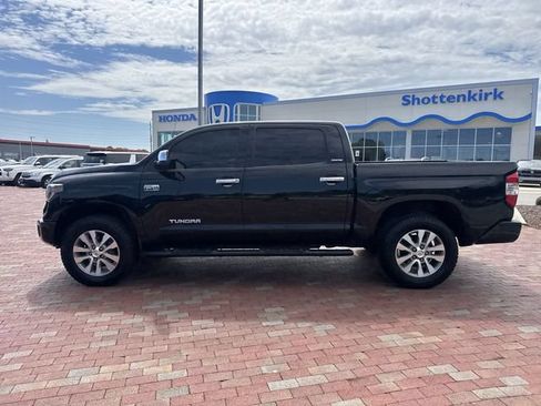 Used 2017 Toyota Tundra Limited w/ Limited Premium Package AWD/4WD image 33