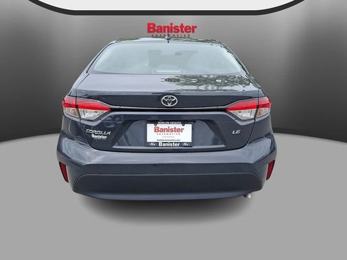 Used 2024 Toyota Corolla LE FWD image 5