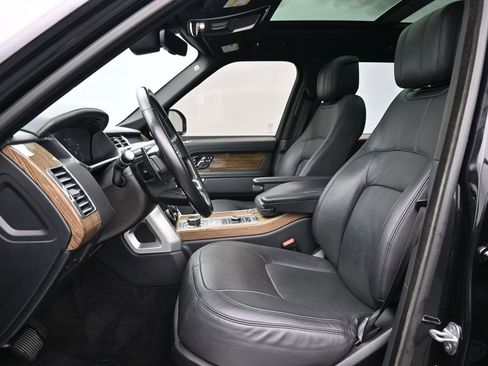 Used 2018 Land Rover Range Rover Supercharged image 10