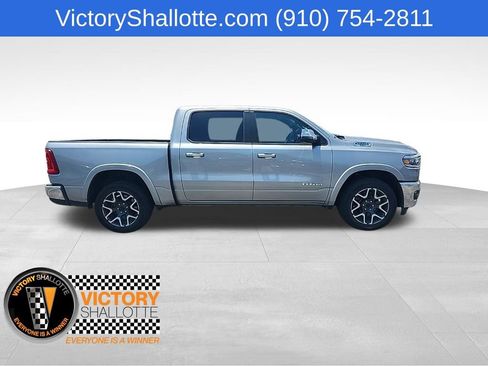 Certified 2025 RAM 1500 Laramie AWD/4WD image 33