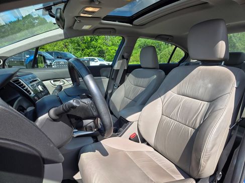Used 2013 Honda Civic LX image 10
