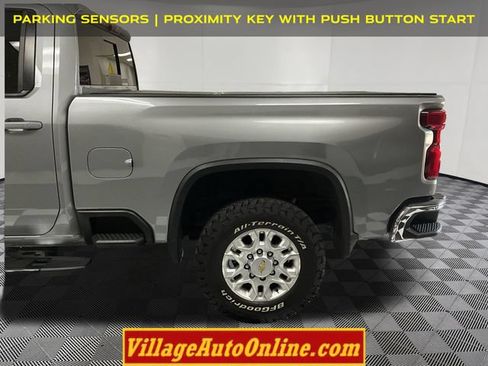 Used 2024 Chevrolet Silverado 2500 LT AWD/4WD image 9
