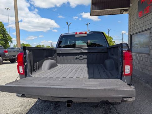 Used 2018 Chevrolet Silverado 1500 LTZ Z71 w/ Centennial Edition AWD/4WD image 24