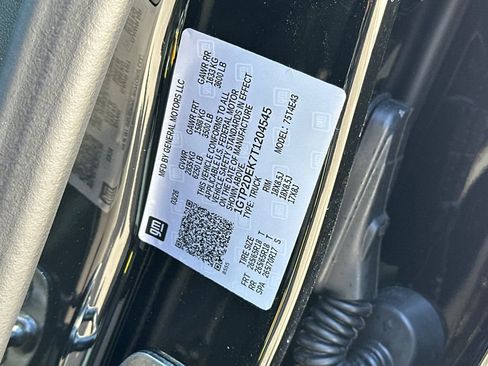 New 2026 GMC Canyon AT4 w/ Technology Plus Package AWD/4WD image 22