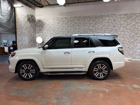 Used 2019 Toyota 4Runner Limited RWD image 4