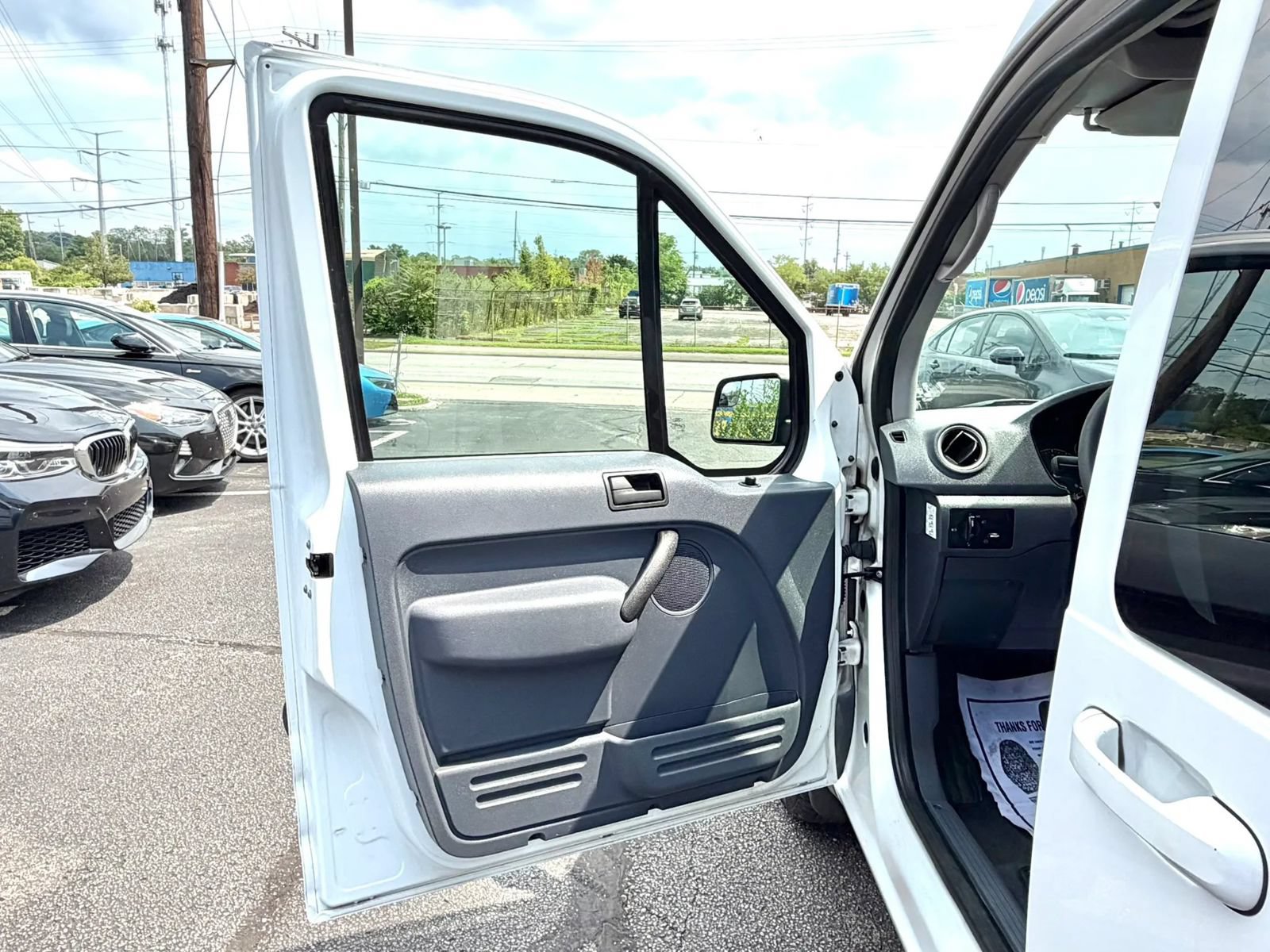 Used 2011 Ford Transit Connect XLT Premium FWD image 9