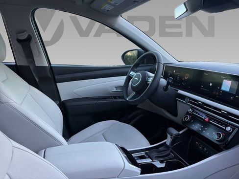 New 2026 Hyundai Tucson SEL image 9