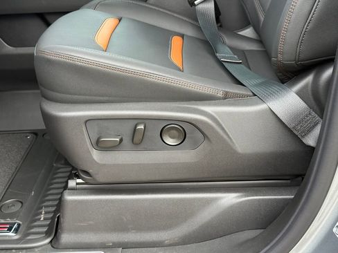 New 2026 GMC Sierra 1500 AT4 w/ AT4 Premium Package image 15