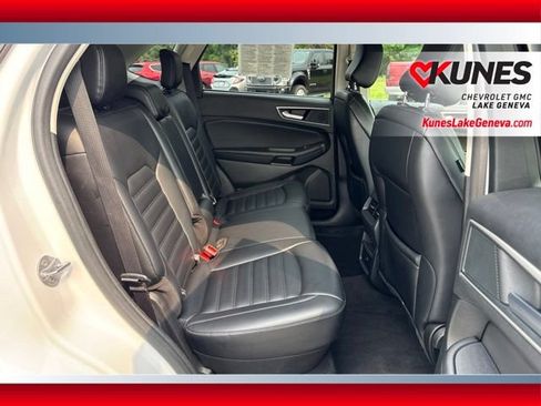 Used 2024 Ford Edge SEL AWD/4WD image 17