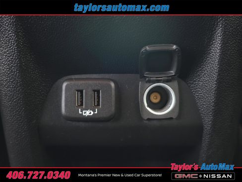 Used 2020 Chevrolet Colorado Z71 image 28