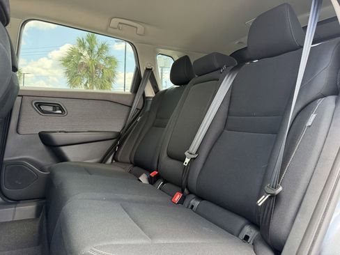 Used 2023 Nissan Rogue S AWD/4WD image 23