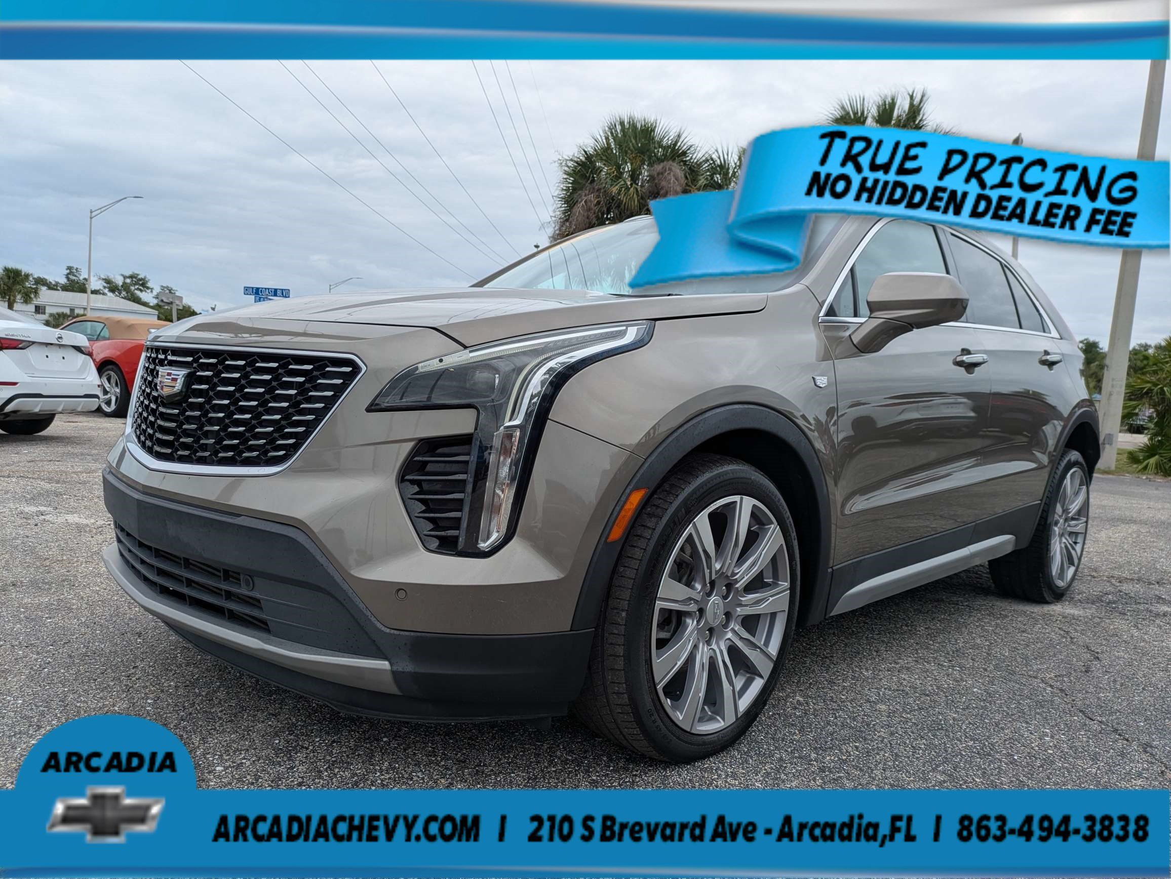 Used 2020 Cadillac XT4 Premium Luxury w/ Driver Assist Package FWD image 8