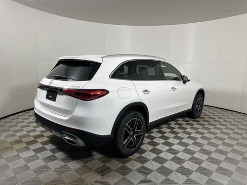 Used 2026 Mercedes-Benz GLC 300 4MATIC image 7
