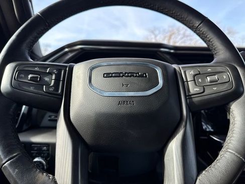 Used 2024 GMC Sierra 2500 Denali Ultimate AWD/4WD image 29