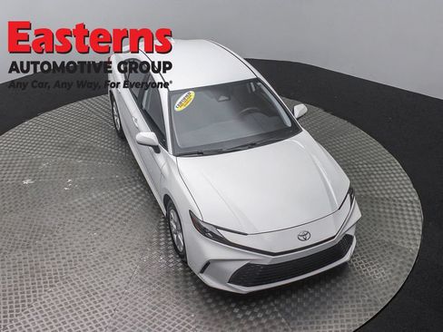 Used 2025 Toyota Camry LE FWD image 3