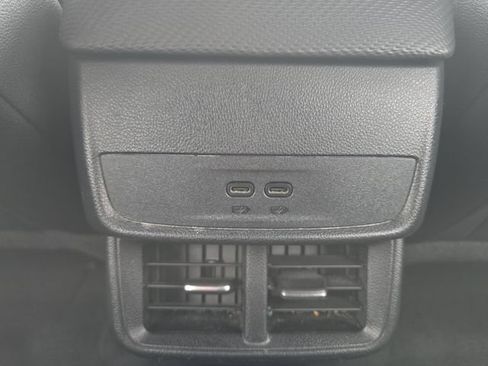 Used 2025 Chevrolet Equinox LT w/ Convenience Package II FWD image 26