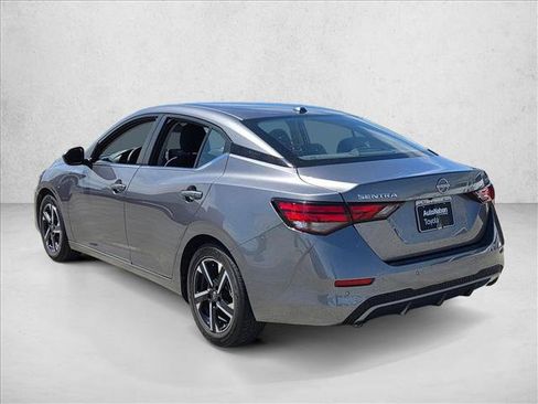Used 2024 Nissan Sentra SV FWD image 7