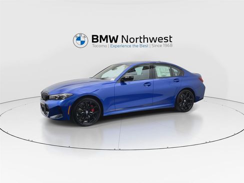 New 2026 BMW 330i xDrive Sedan w/ M Sport Package AWD/4WD image 9