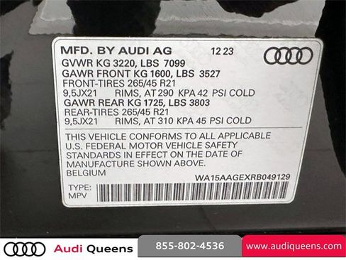Certified 2024 Audi Q8 e-tron Premium Plus w/ Premium Plus Package image 35