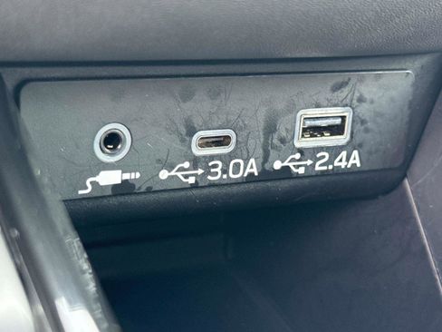 Used 2025 Subaru Outback Onyx Edition AWD/4WD image 27
