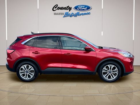 Used 2022 Ford Escape SEL FWD image 3