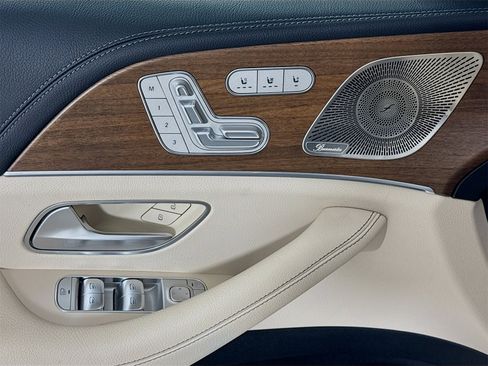 Used 2024 Mercedes-Benz GLE 450 4MATIC image 19