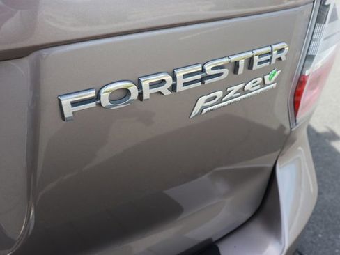 Used 2015 Subaru Forester 2.5i Premium image 7