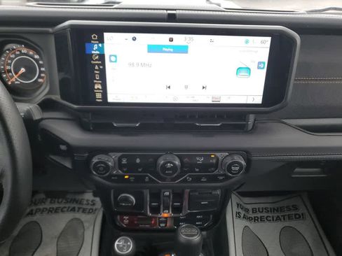 Used 2024 Jeep Wrangler Unlimited Rubicon 392 image 21