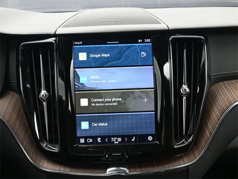 Used 2022 Volvo XC60 B5 Inscription image 14