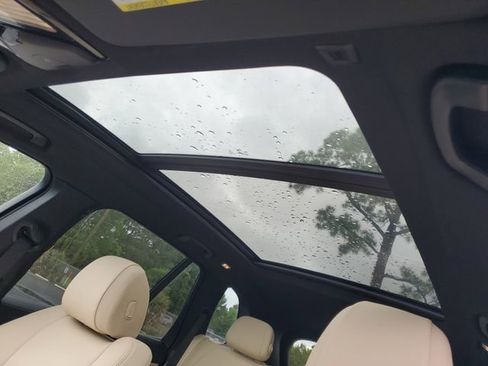 Used 2022 BMW X5 sDrive40i w/ Premium Package RWD image 23