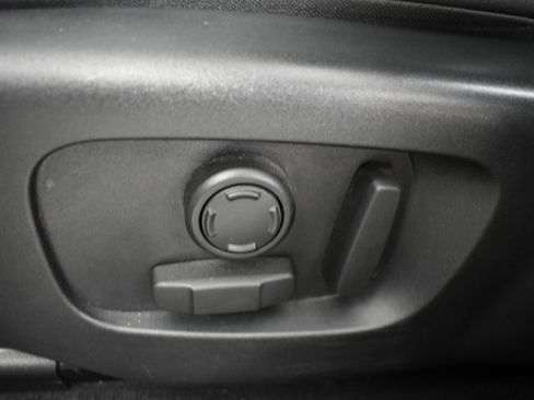 Used 2023 Land Rover Range Rover Velar S image 14