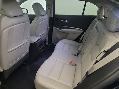 Used 2019 Cadillac XT4 Luxury w/ Cold Weather Package image 18