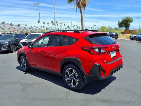 Used 2024 Subaru Crosstrek 2.0i Premium AWD/4WD image 12