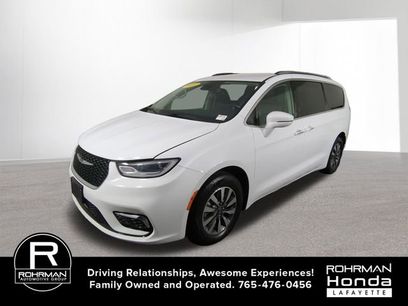 Used 2021 Chrysler Pacifica Touring-L