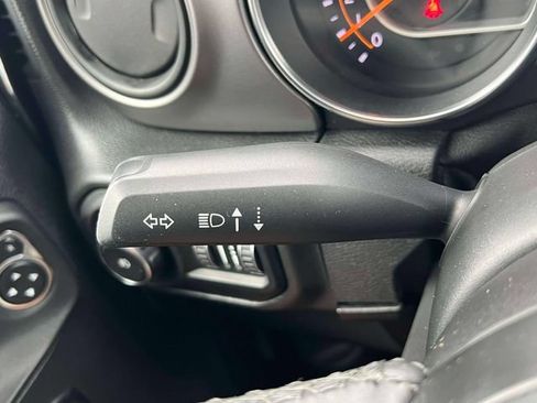Used 2021 Jeep Wrangler Unlimited Sport AWD/4WD image 11