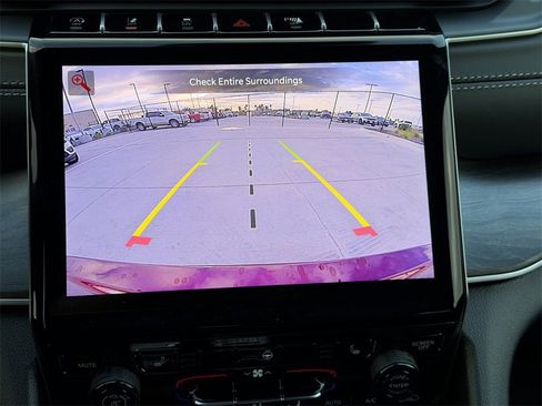 New 2026 Jeep Grand Cherokee L Laredo image 15