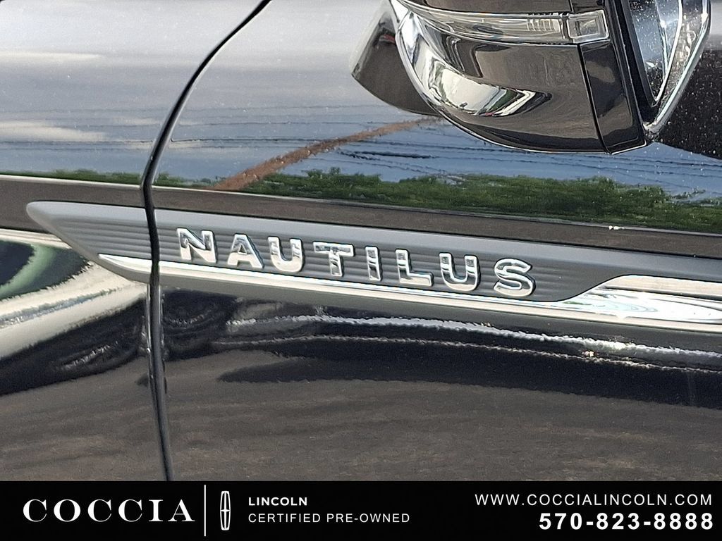 Certified 2023 Lincoln Nautilus AWD image 30
