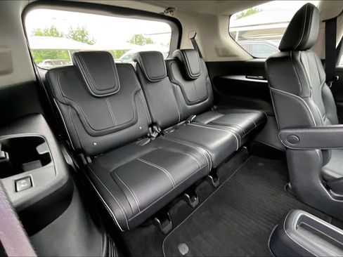 Certified 2025 INFINITI QX80 Sensory AWD/4WD image 39