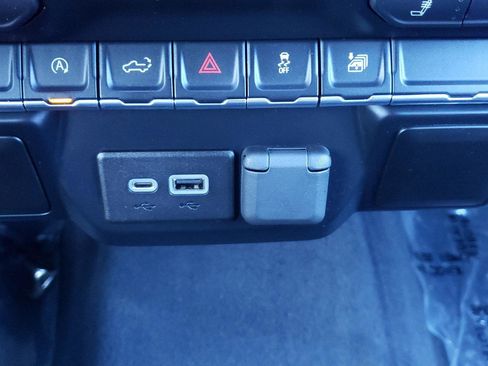 Used 2019 Chevrolet Silverado 1500 LT w/ All-Star Edition image 16