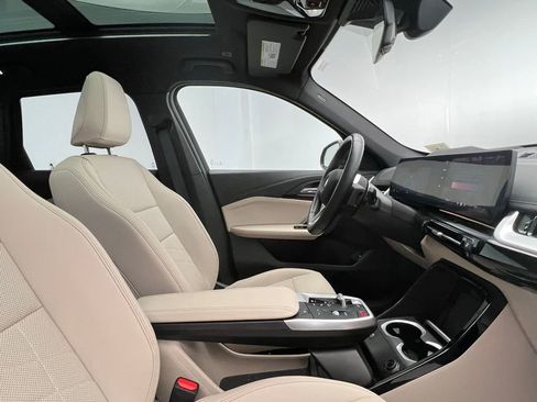 Certified 2025 BMW X1 xDrive28i image 6