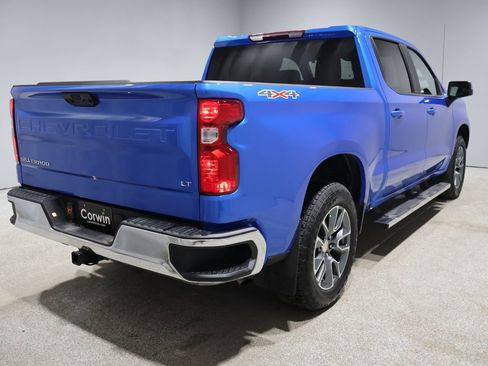 Used 2025 Chevrolet Silverado 1500 LT image 2