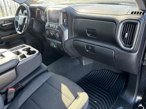 Certified 2022 Chevrolet Silverado 1500 RST w/ Z71 Off-Road Package image 30