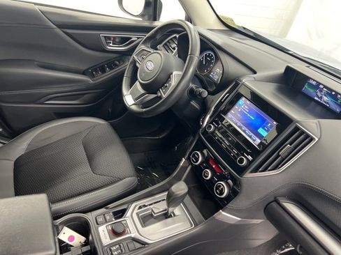 Used 2021 Subaru Forester Premium image 24
