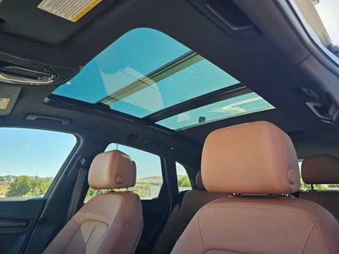 Used 2022 Audi Q5 2.0T Premium AWD/4WD image 26