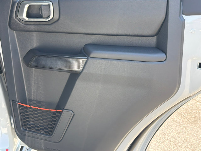 New 2026 Ford Bronco Raptor w/ Interior Carbon Fiber Pack AWD/4WD image 19