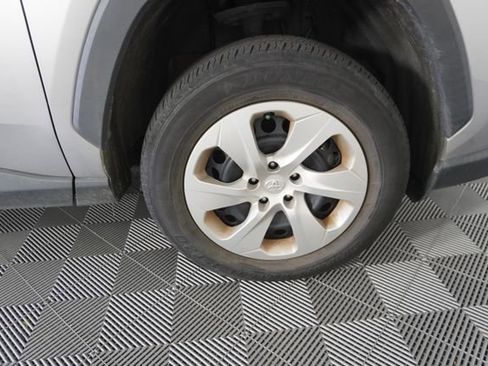 Used 2023 Toyota RAV4 LE FWD image 15