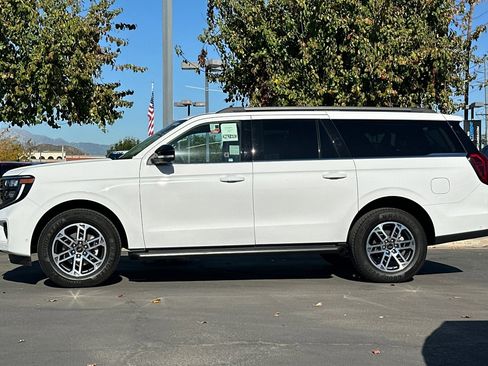 New 2025 Ford Expedition Max Active image 7